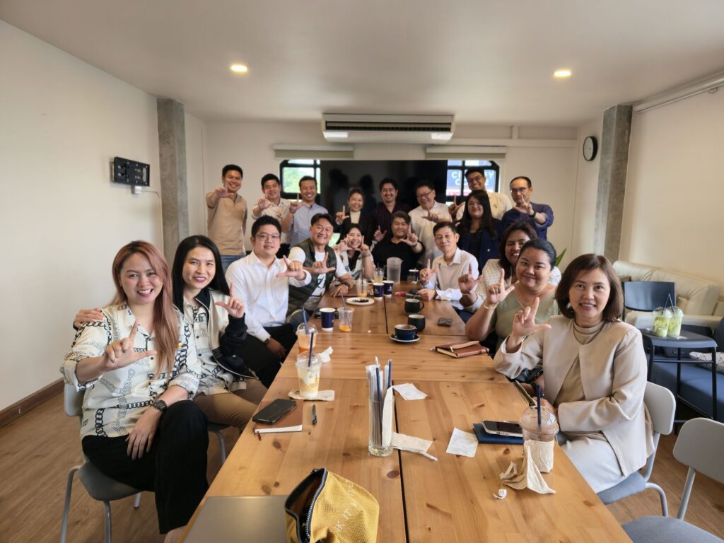 Sahathai Terminal and Logizall team meeting on new barge service project